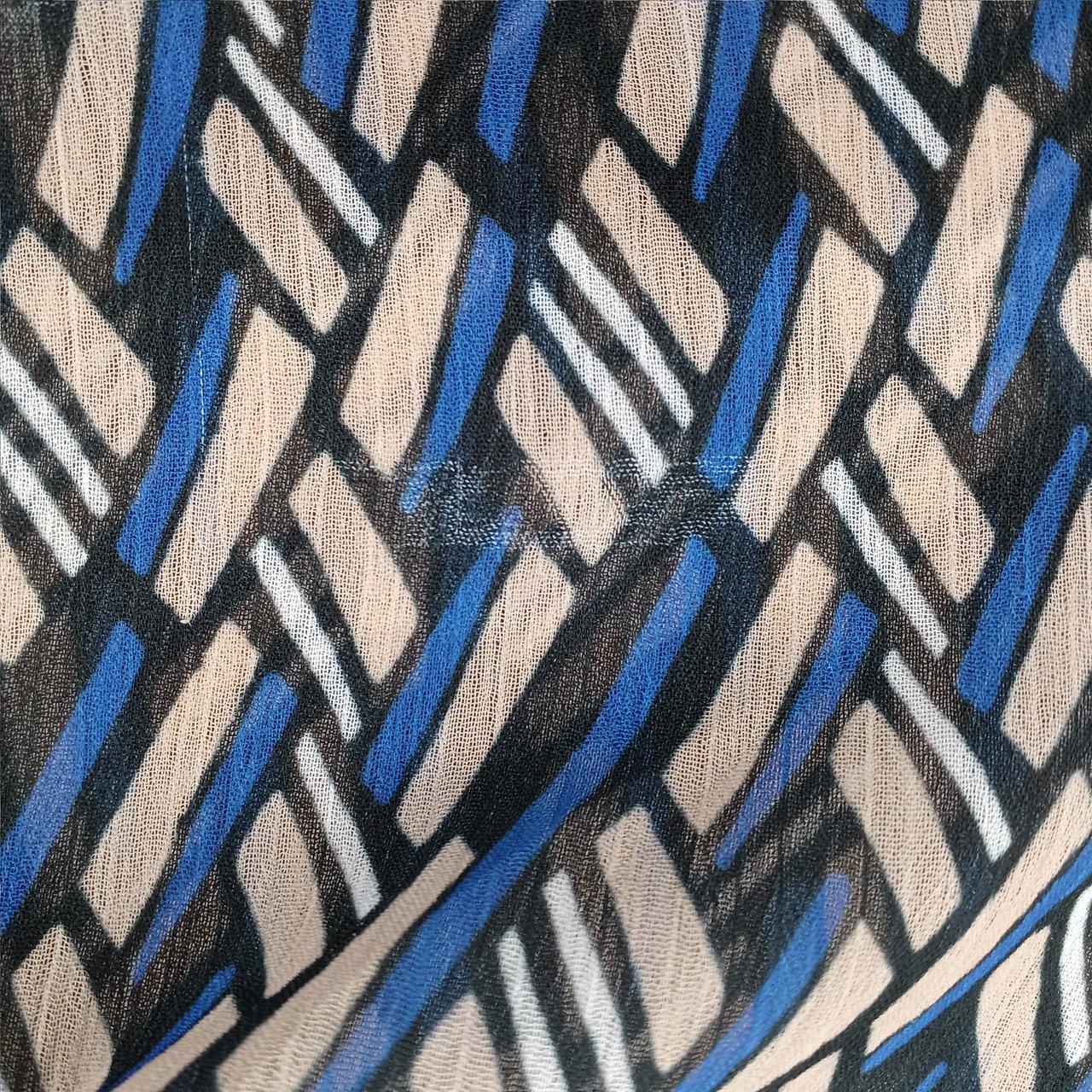 色落ち部分があります。