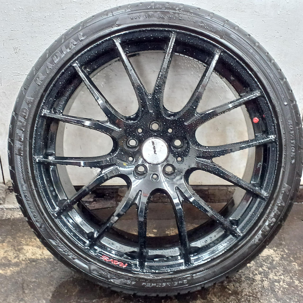 新品タイヤホイールセット　新品購入から5000キロ使用　極美品 NITTO Black Mamba BM7 ランクル100 ランクル200 ZX タンドラ