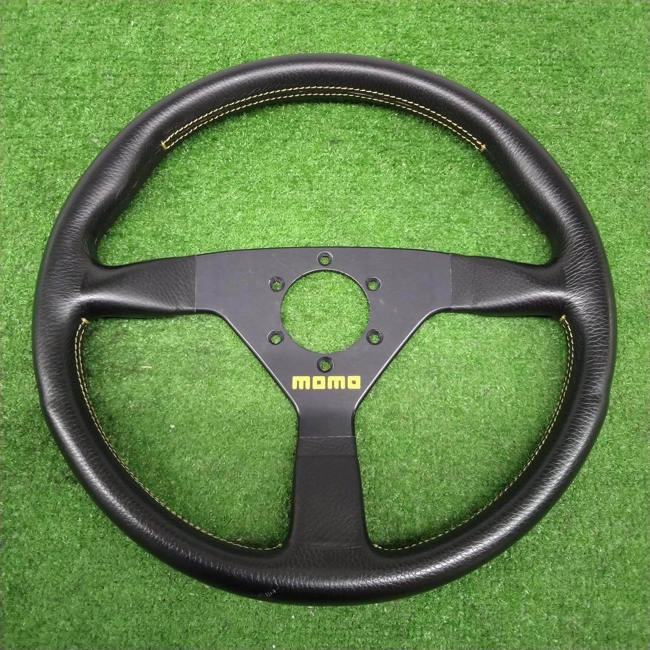 [中古品]　MOMO　ステアリング　(Made　in　Italy)　一種 2025年最新】Yahoo!オークション -momo ステアリング italyの