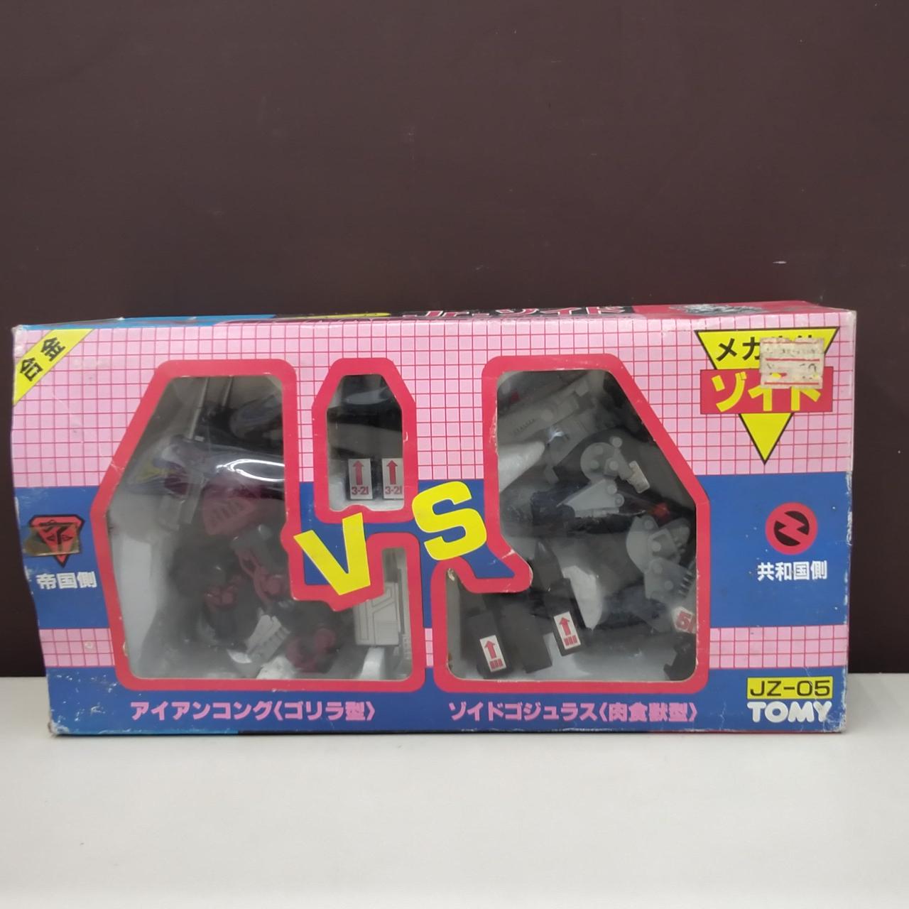TOMY　Jr　ゾイド　1/155リアルモデル　ゾイドゴジュラス・アイアンコング TOMY Jr ゾイド 1/155リアルモデル ゾイドゴジュラス・アイアン