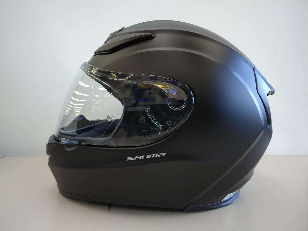 OGK カブト ブラック　フルフェイスヘルメイトサイズM 「美品」￼ Amazon | オージーケーカブト(OGK KABUTO)バイクヘルメット フル