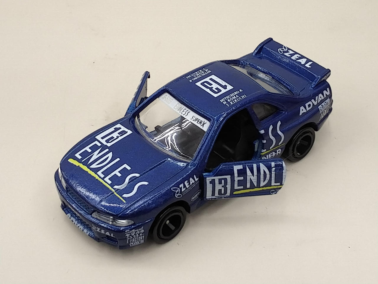 トミカ|ニッサン スカイライン GT-R (R33)|HARDOFFオフモール