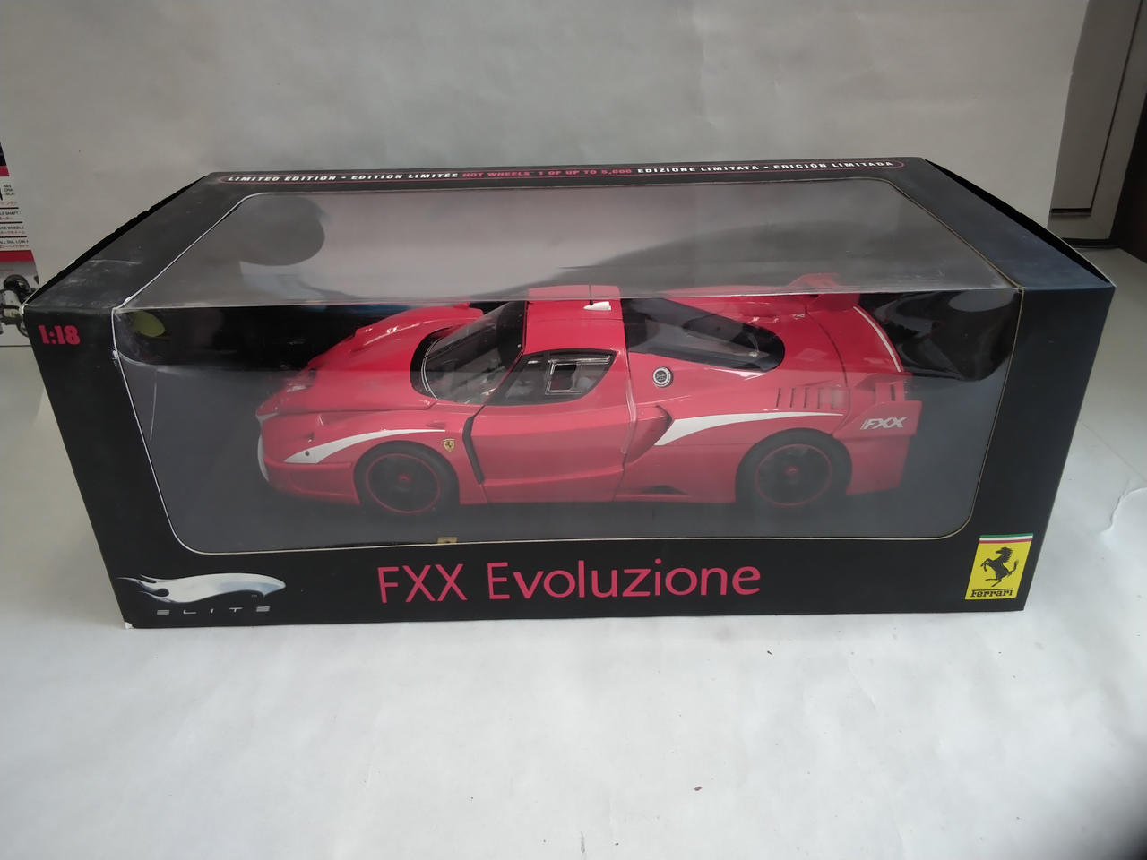 1/18 マテル エリート フェラーリ FXX 送料無料 マテルエリート製 1/18 フェラーリ FXX ferrari 5000台