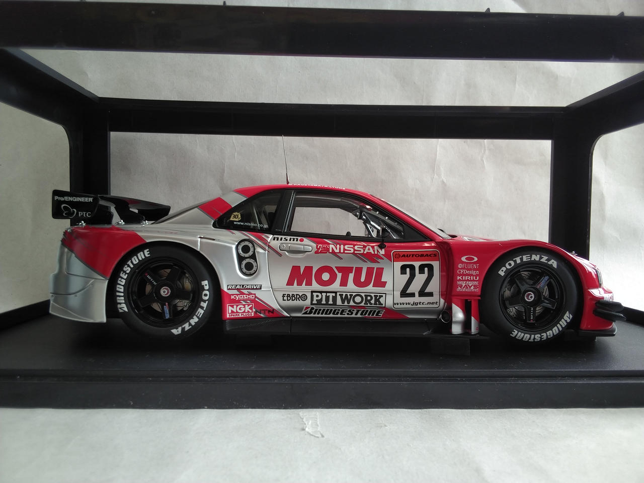 オートアート2002 JGTC GT-R プレゼンカー ニスモフェスティバル 2002ニスモフェスティバル限定 AUTOart 1/18 R34 GT-R - メルカリ