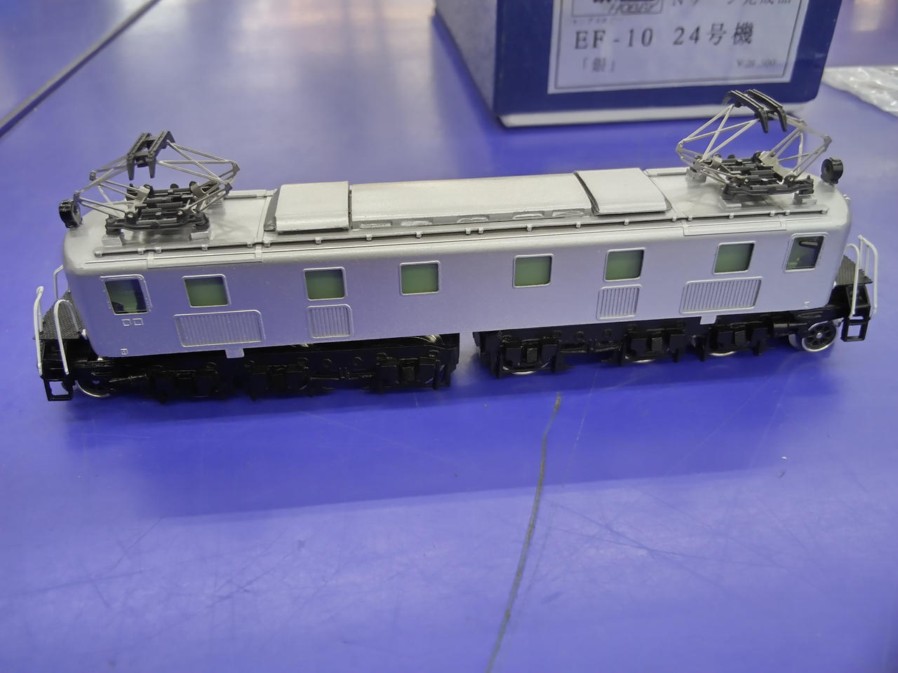 キングスホビー　Nゲージ EF-10 24号機（銀色） 希少品 キングスホビー Nゲージ EF-10 24号機（銀色） 希少品 鉄道模型