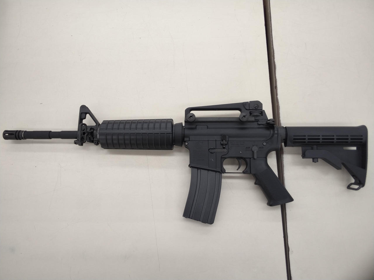 銃身各部にスレ傷・使用感あり