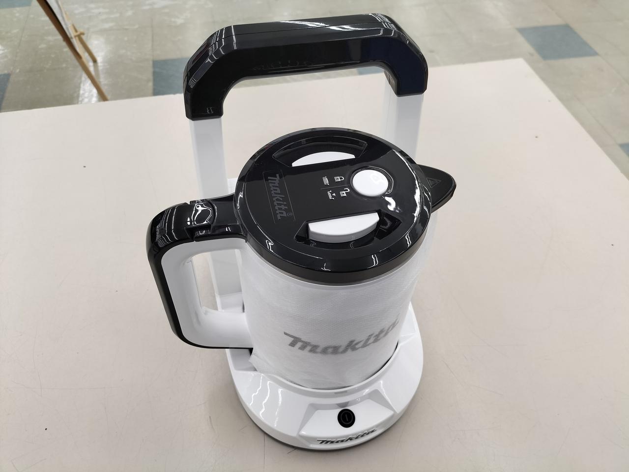 マキタ 充電式ケトル 新品未使用 Amazon.co.jp: Makita KT360DZ Rechargeable Kettle, 36 V