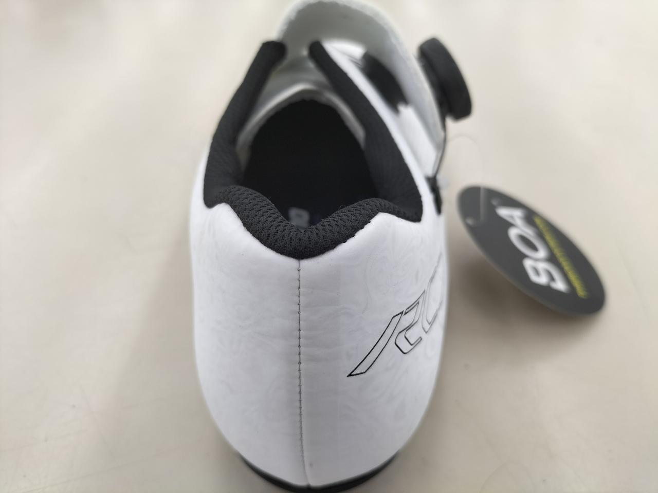 Amazon.co.jp: シマノ(SHIMANO) サイクリングシューズ RX801