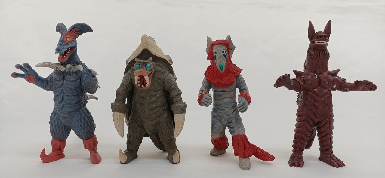 当時物！ウルトラ怪獣バンダイ初版　未使用。 Yahoo!オークション -「旧バンダイ ソフビ」(ウルトラマン
