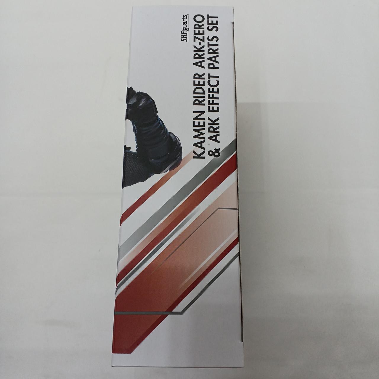 BANDAI|仮面ライダーアークゼロ&アークエフェクトパーツ|【ハードオフ