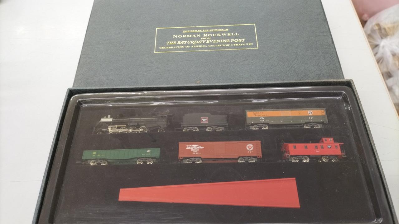 ぺ*の様 メルクリン　Cトラック　ポイント　デコーダー付き　2本セット メルクリン(MARKLIN)|Zゲージ|HARDOFFオフモール（オフモ