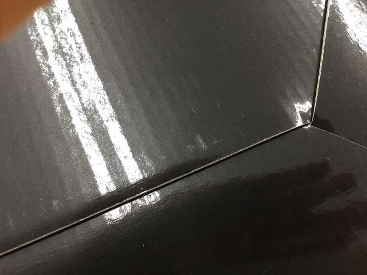 擦ったような跡３