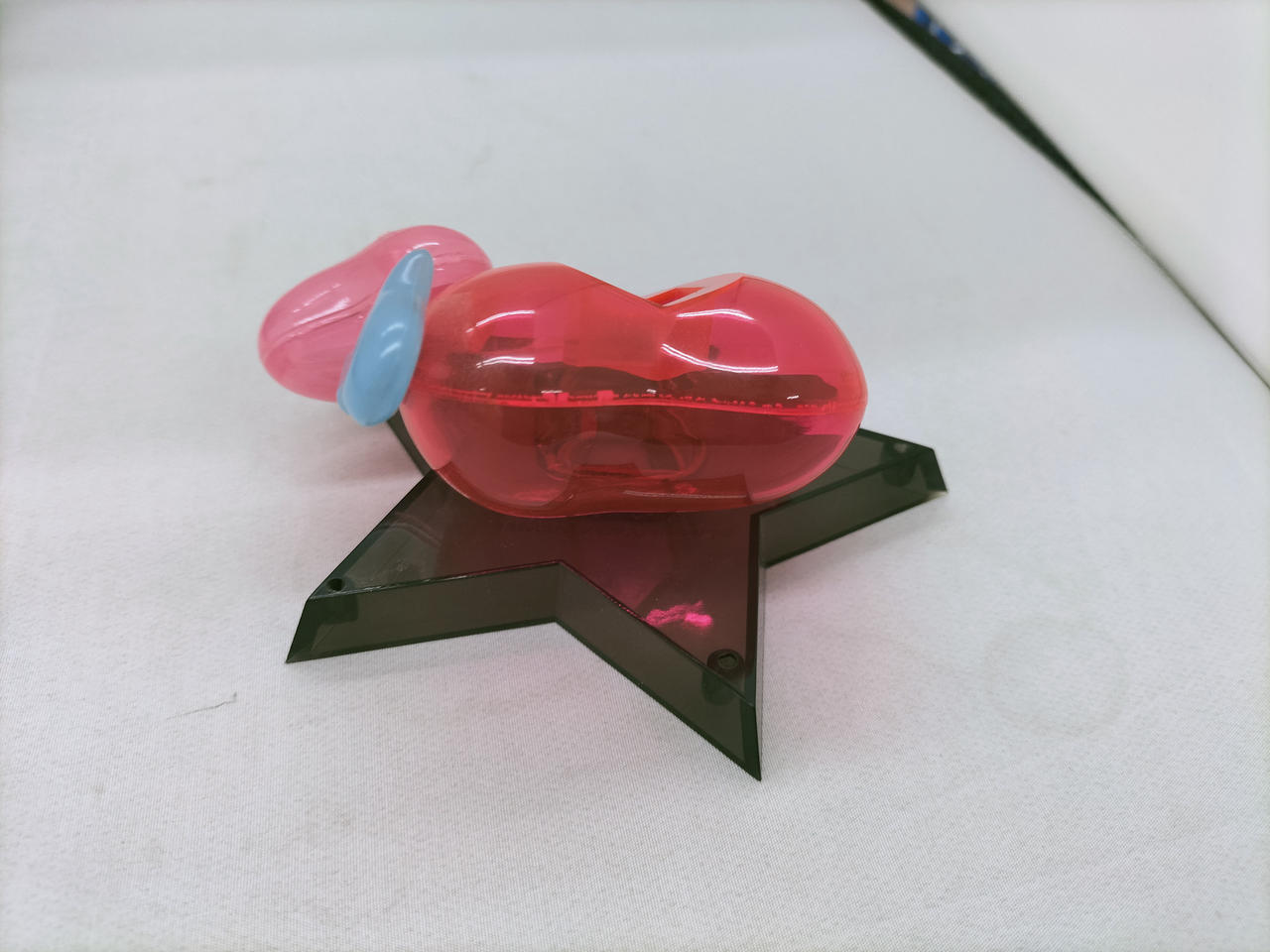 台座の流れ星パーツが破損しています。