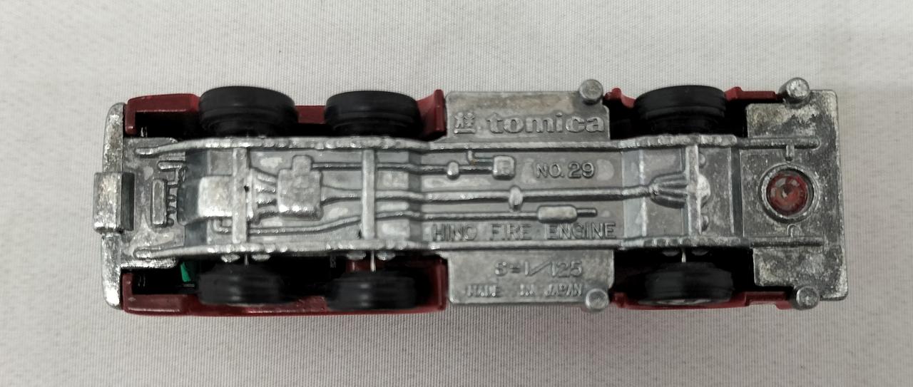 タイヤ歪みあり