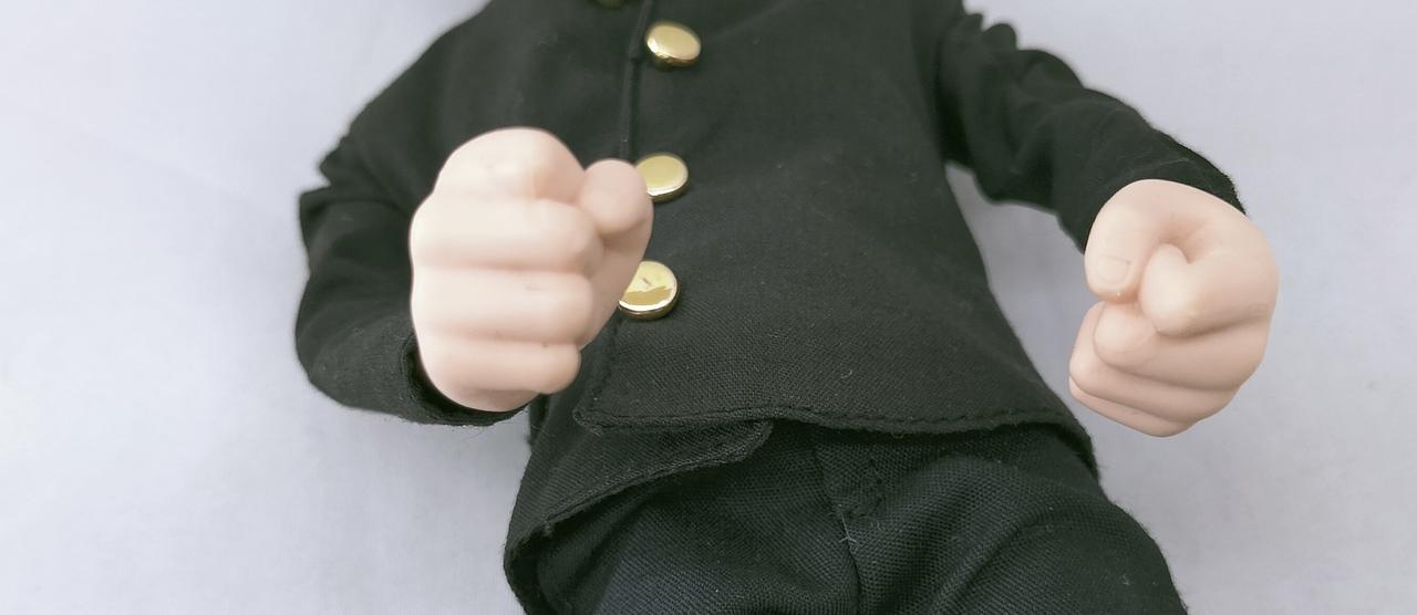 手キズあります