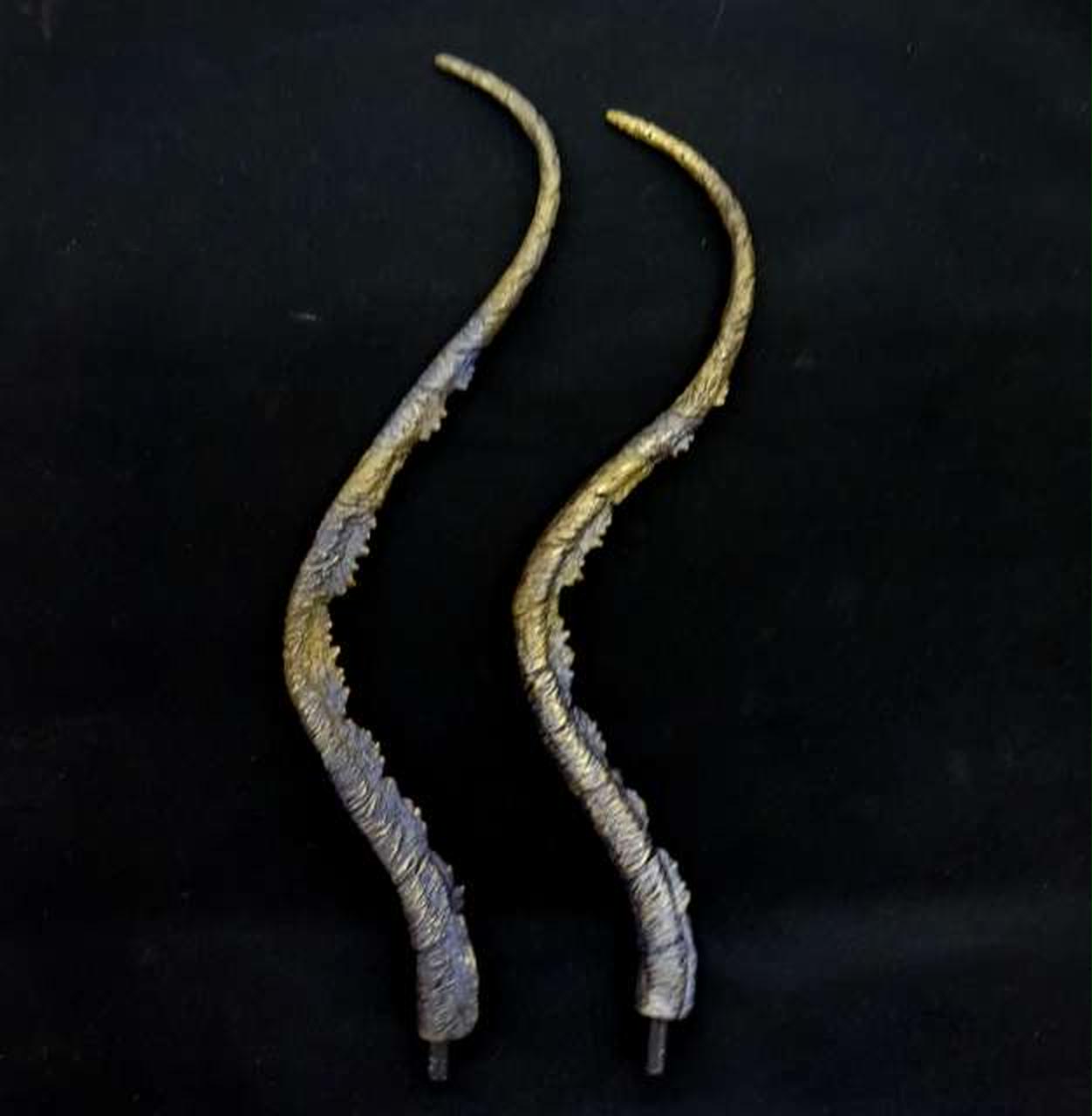 尻尾は外れます