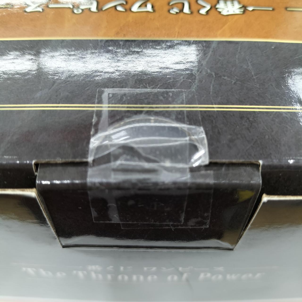 テープ二度貼り有
未開封品かと思います