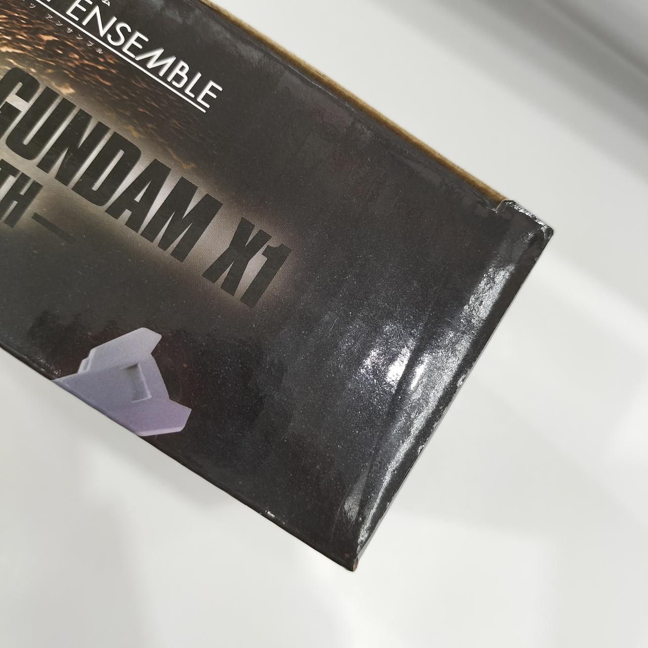 天面折れ目のような跡有