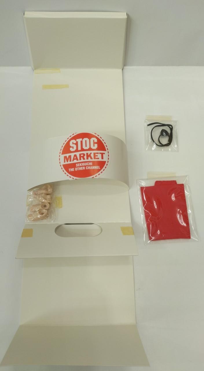 テープ劣化の為小物外れてます