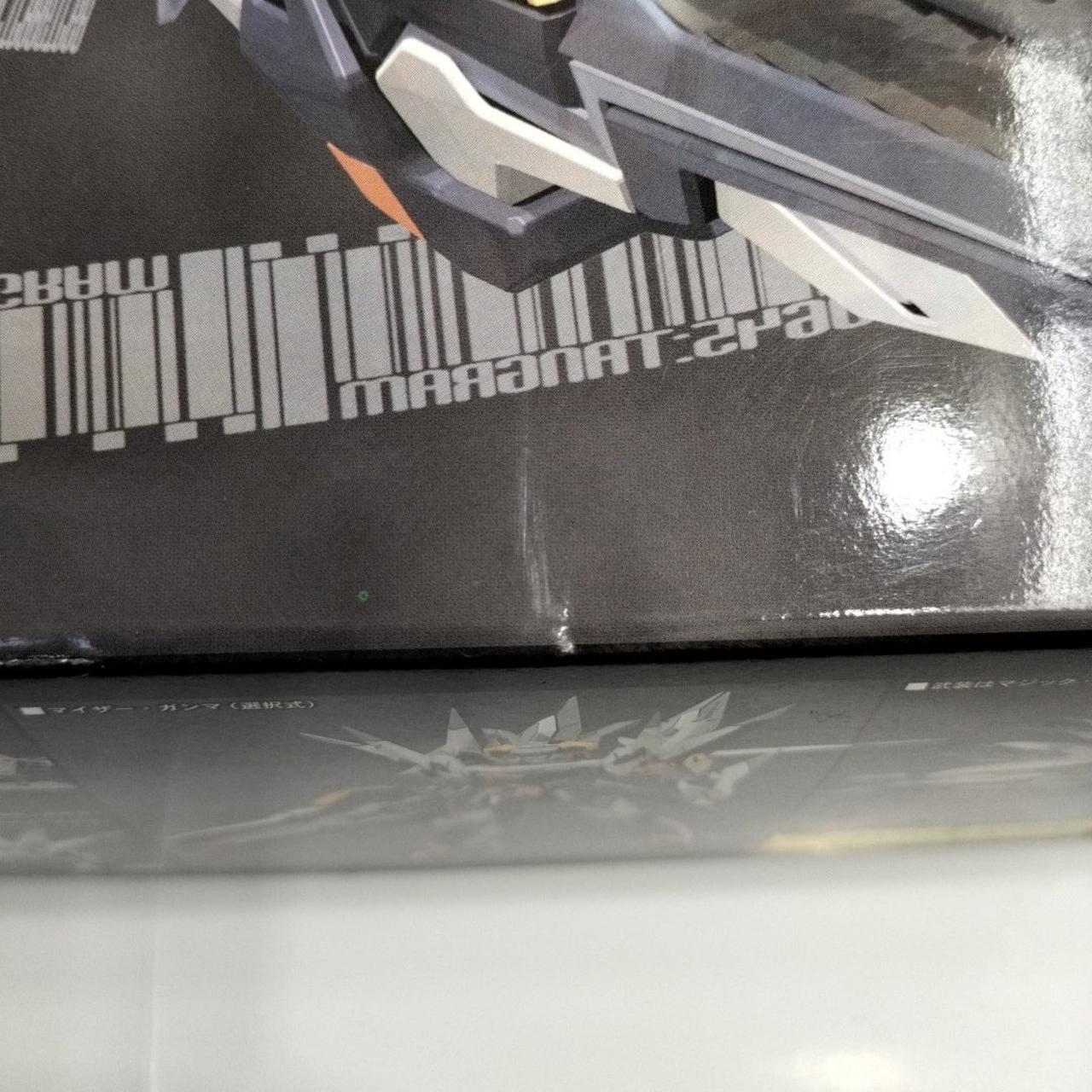 正面左側に傷有