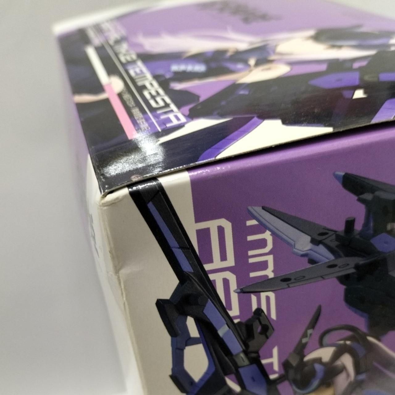 正面右上箱潰れ有