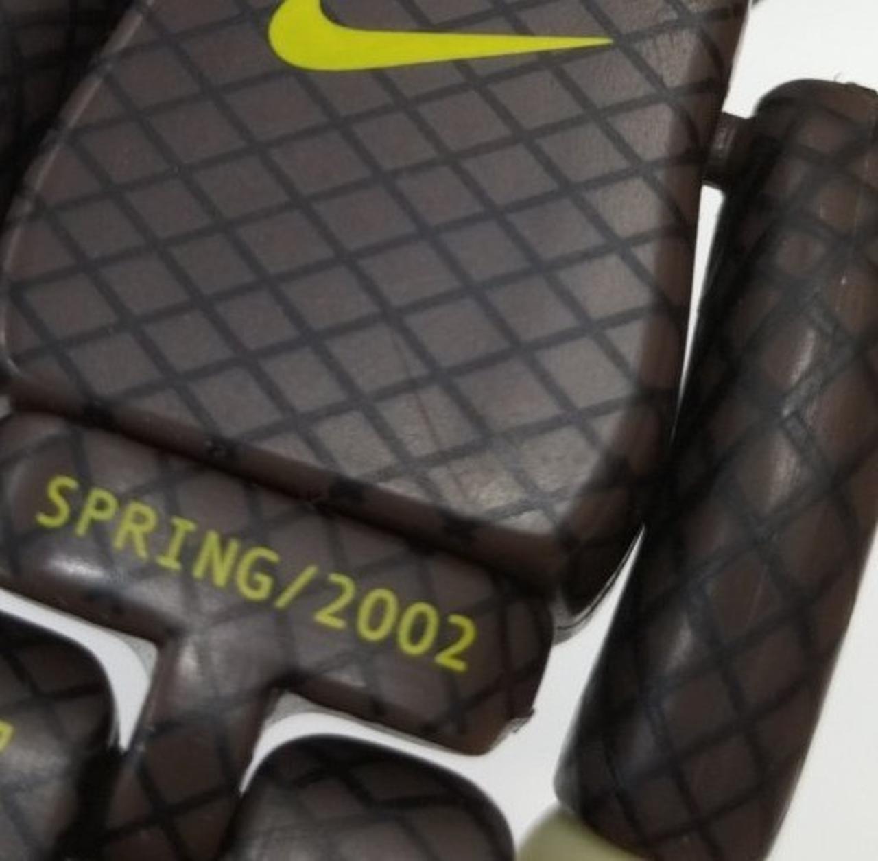 背面細かい傷有