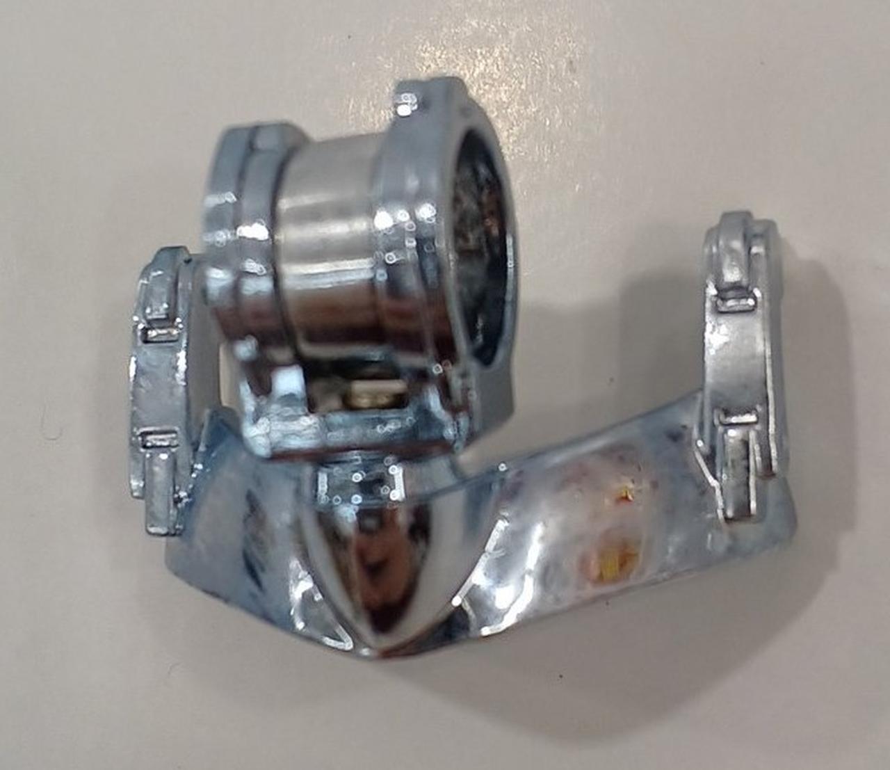 メッキ部くすんでいます