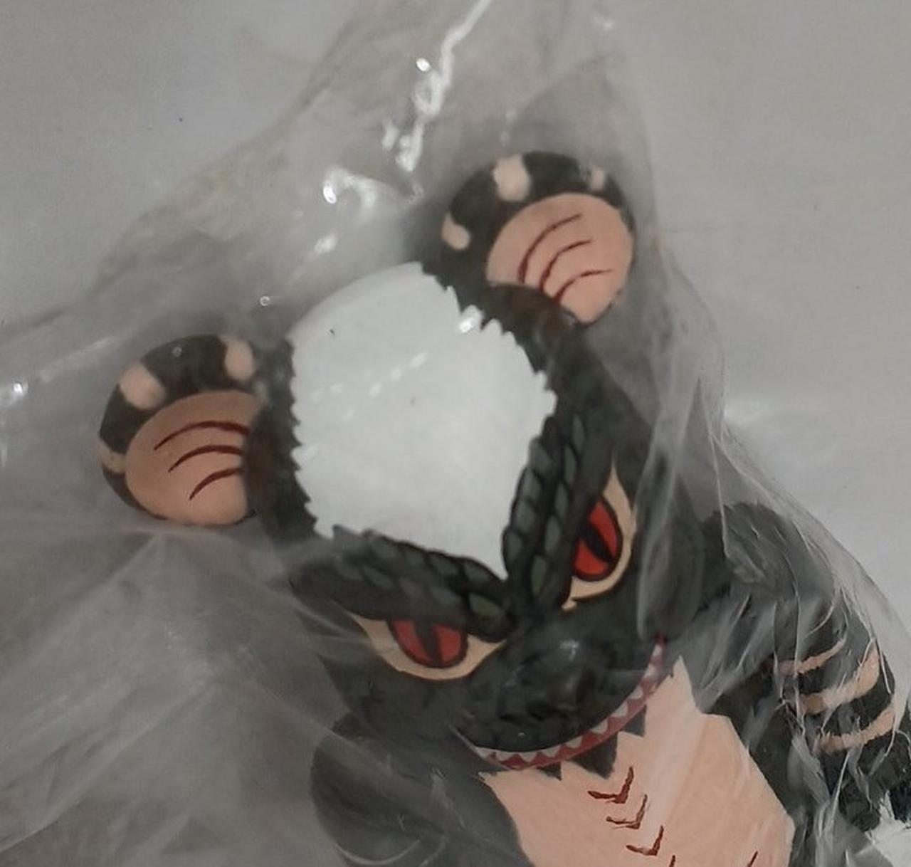 頭頂部小さなキズ