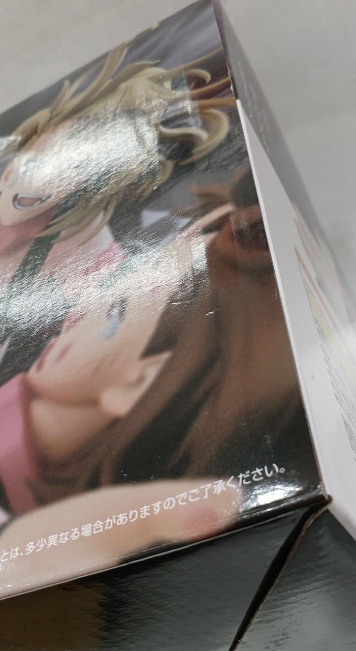 押し傷,スレ傷有