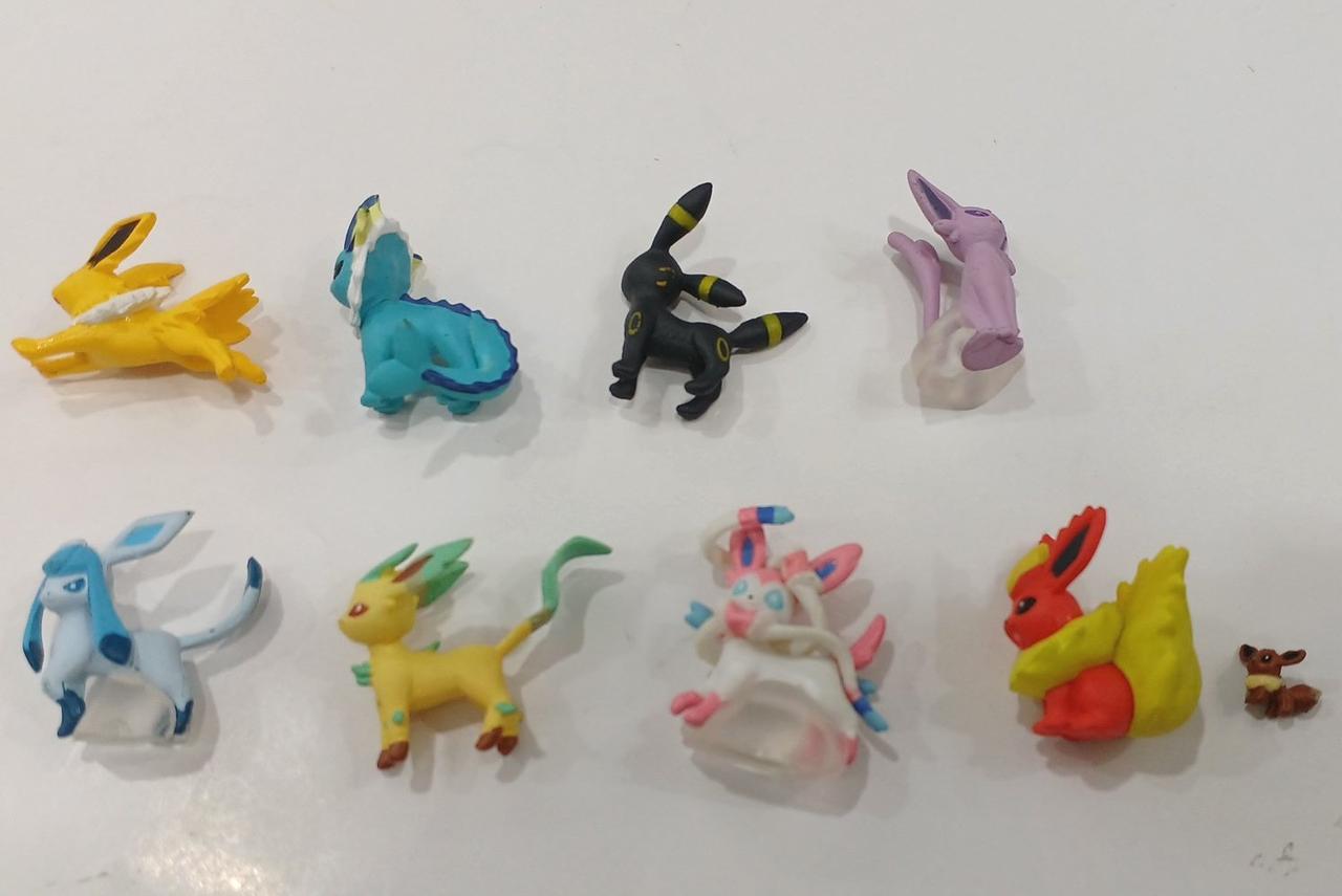 フィギュア全体的に色移り,汚れ有