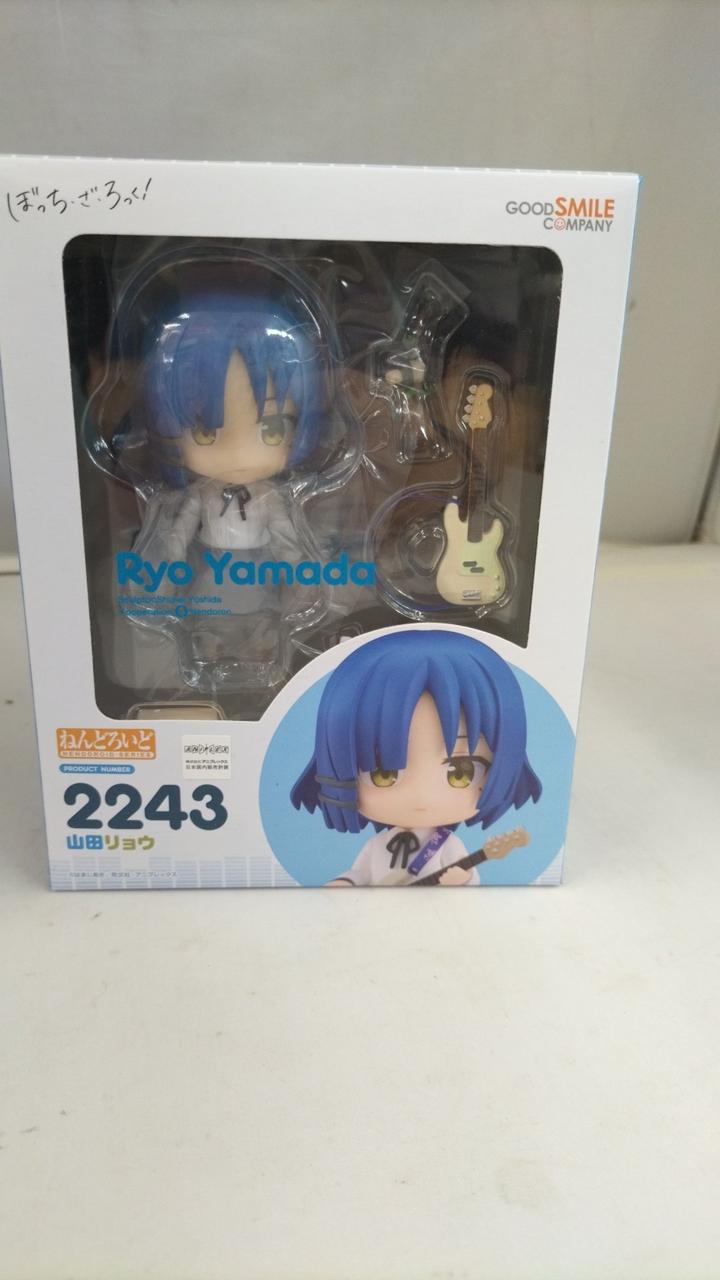 山田リョウ