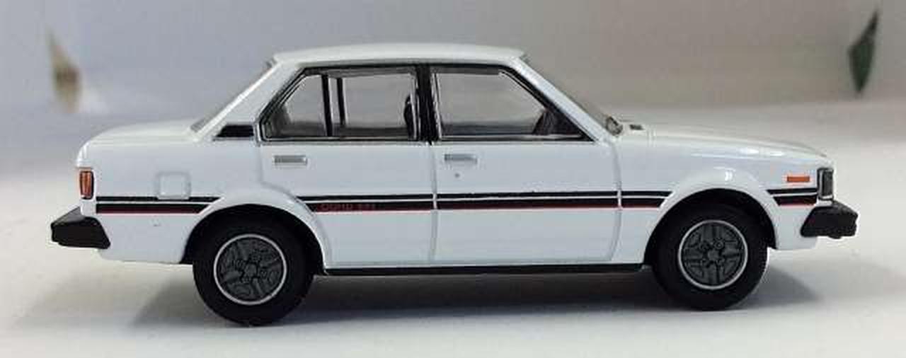 トミカリミテッドヴィンテージNEO LV-N134 トヨタカローラ