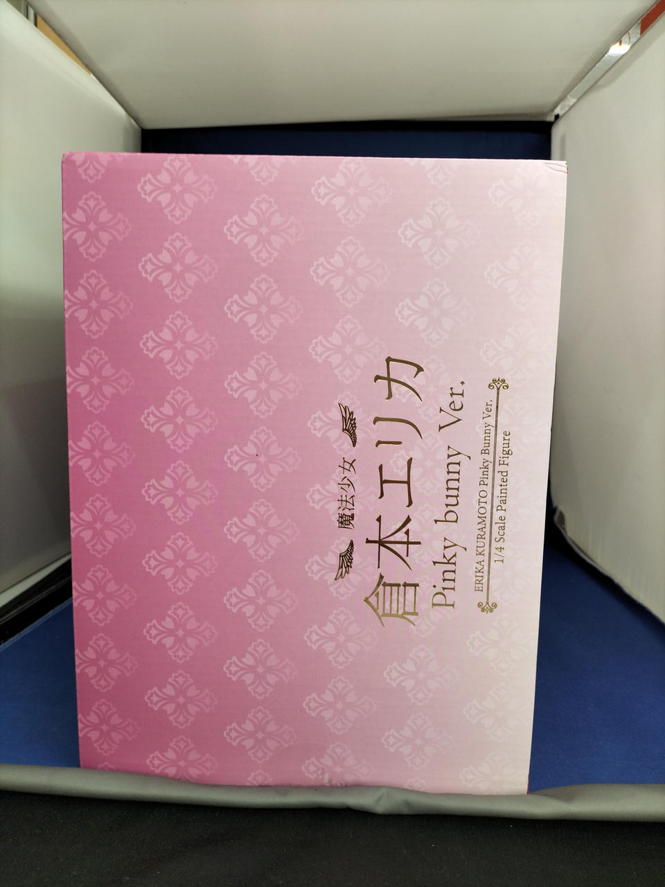 「具現化の前―０磁場―」Noriko作 ポピー 額装済み 329 楽天市場】【NEW 新発売】ボビカーゴ キューブ 宅配ボックス 3