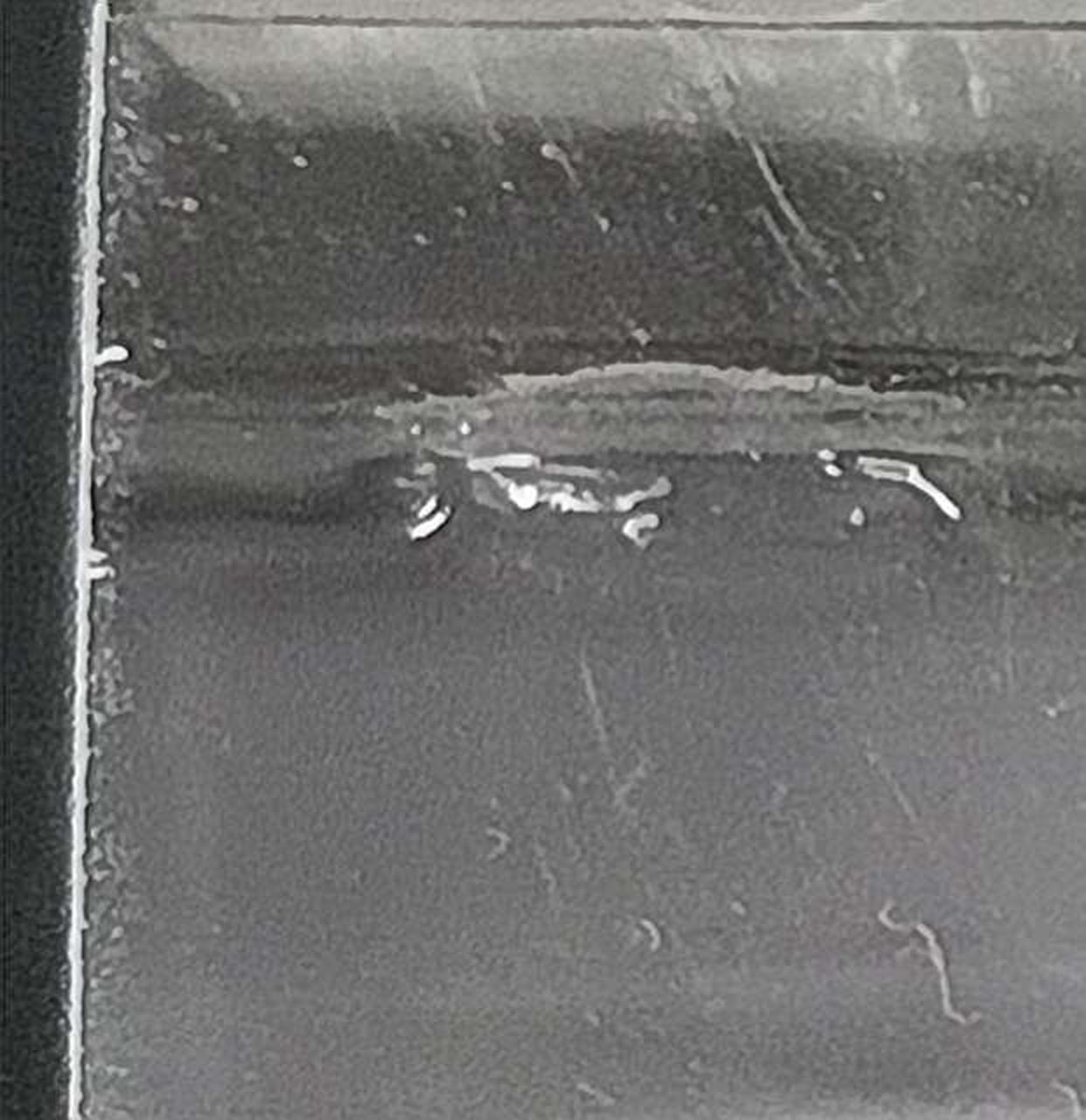 箱フィルムキズ有