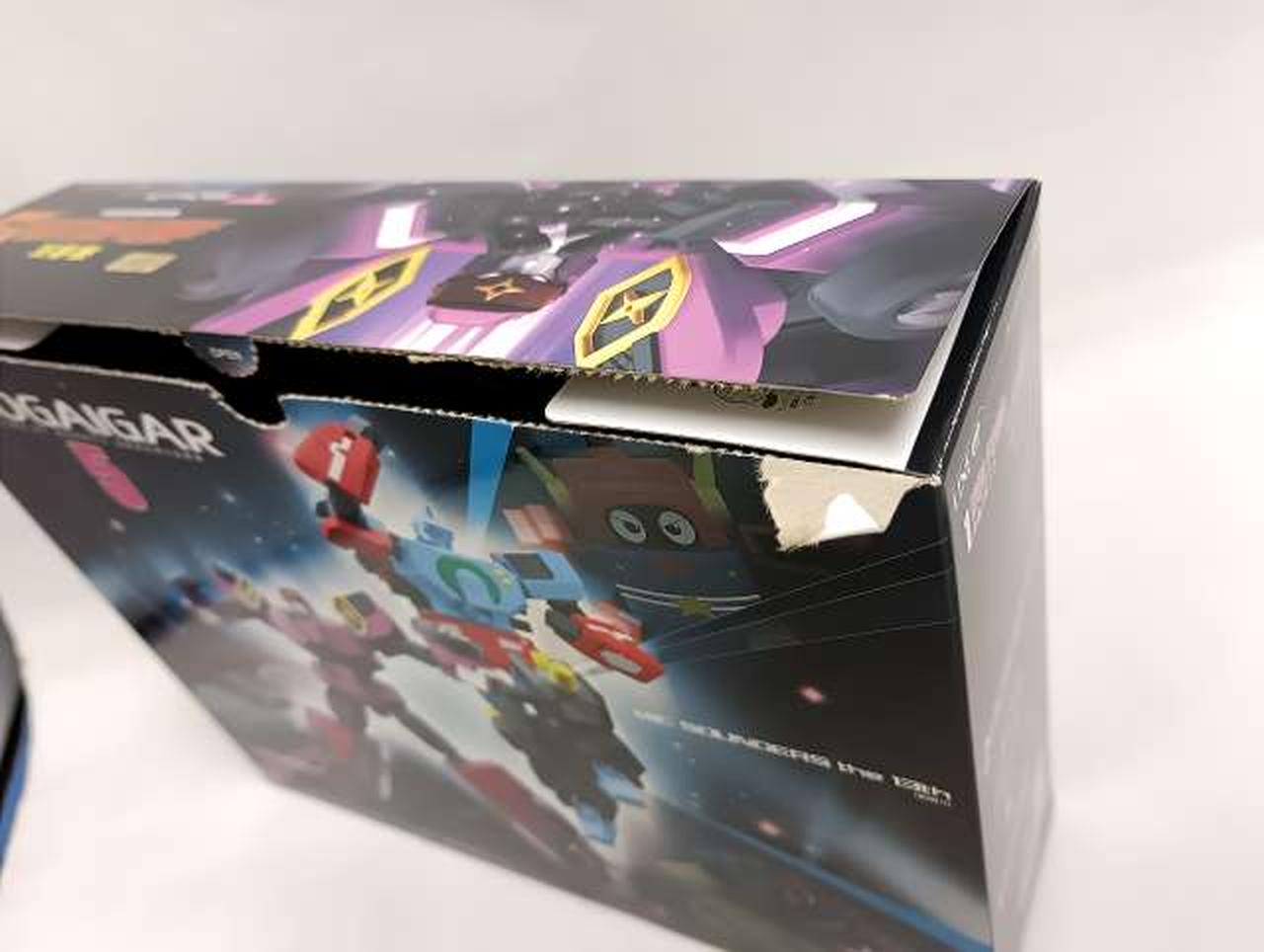 お菓子を取り出すために開封しました