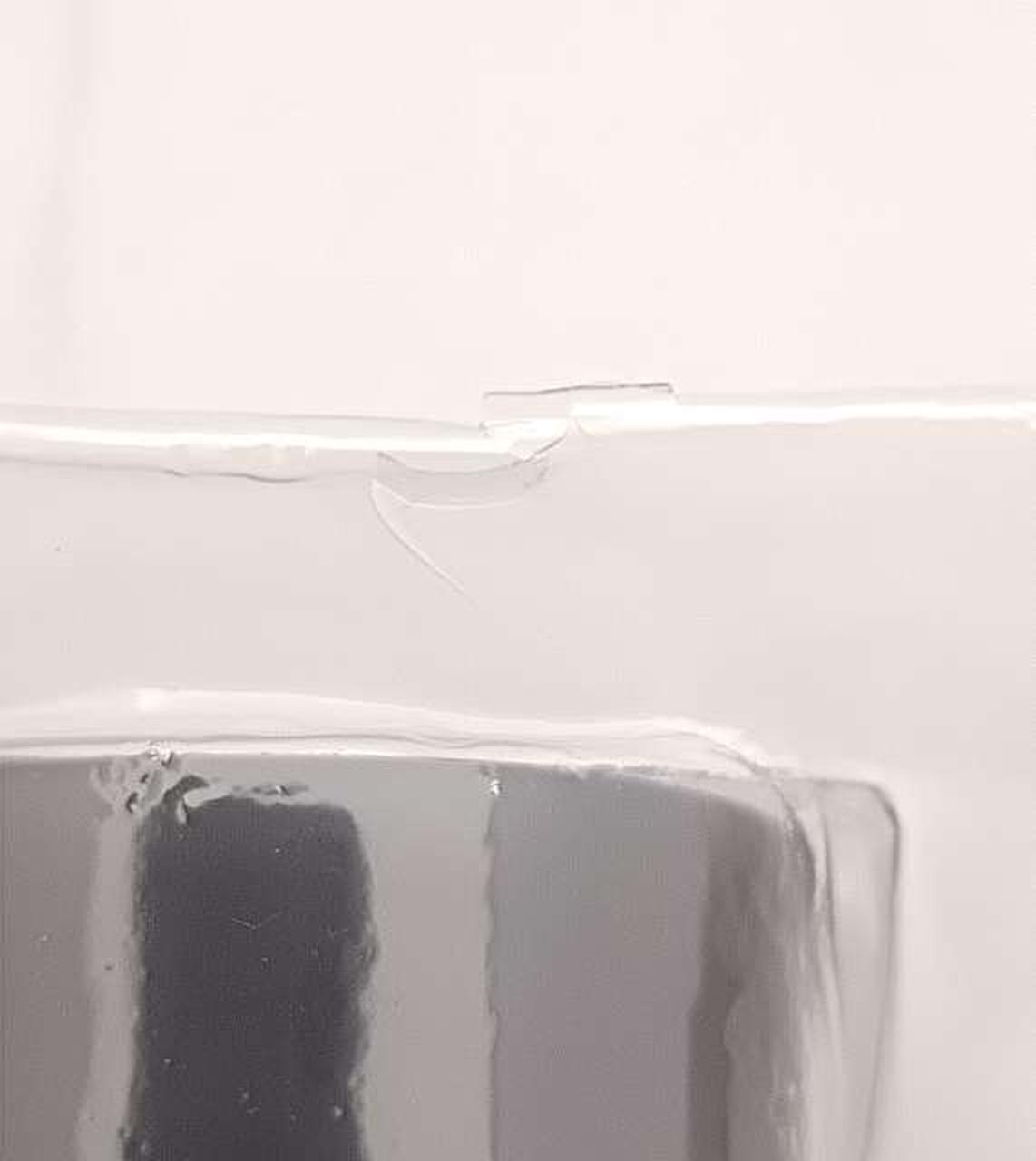 ブリスター割れ有