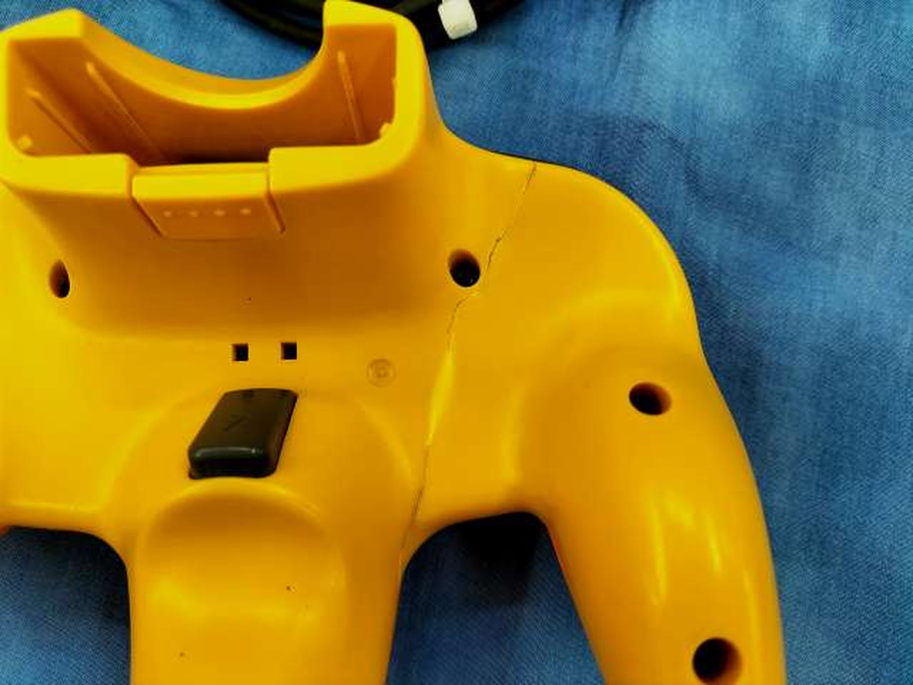 コントローラー破損、動作不可