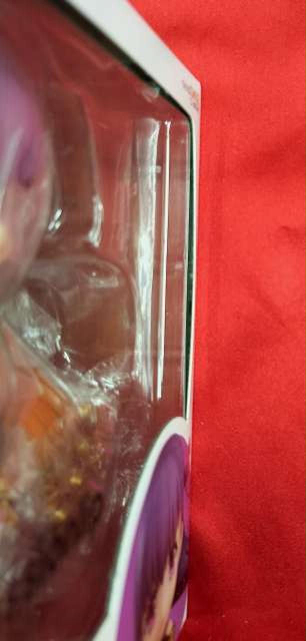 外箱ブリスター剥がれあり