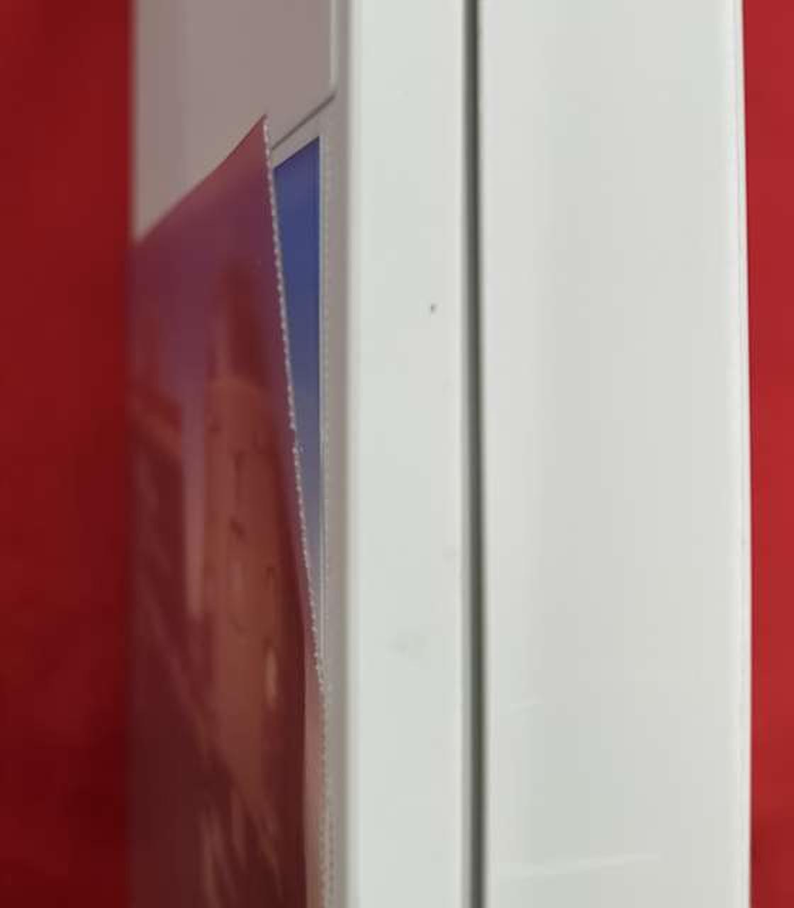 ケース傷みあり