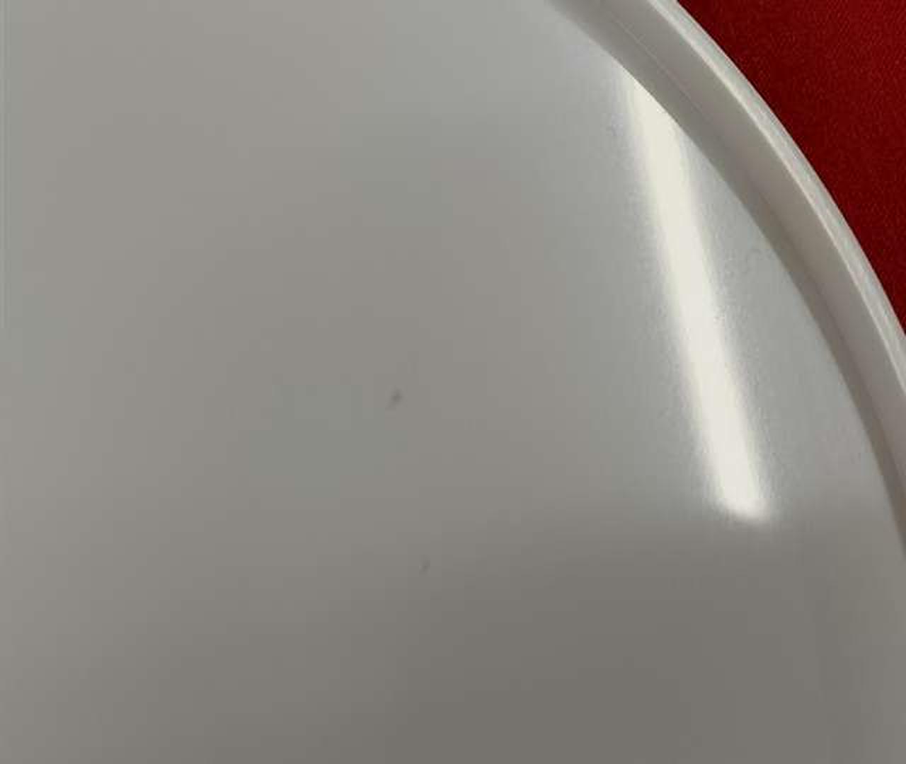 台座裏汚れあり