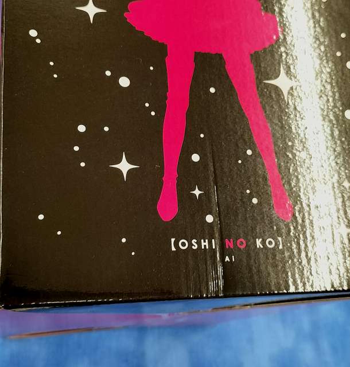 多少の箱傷みあり