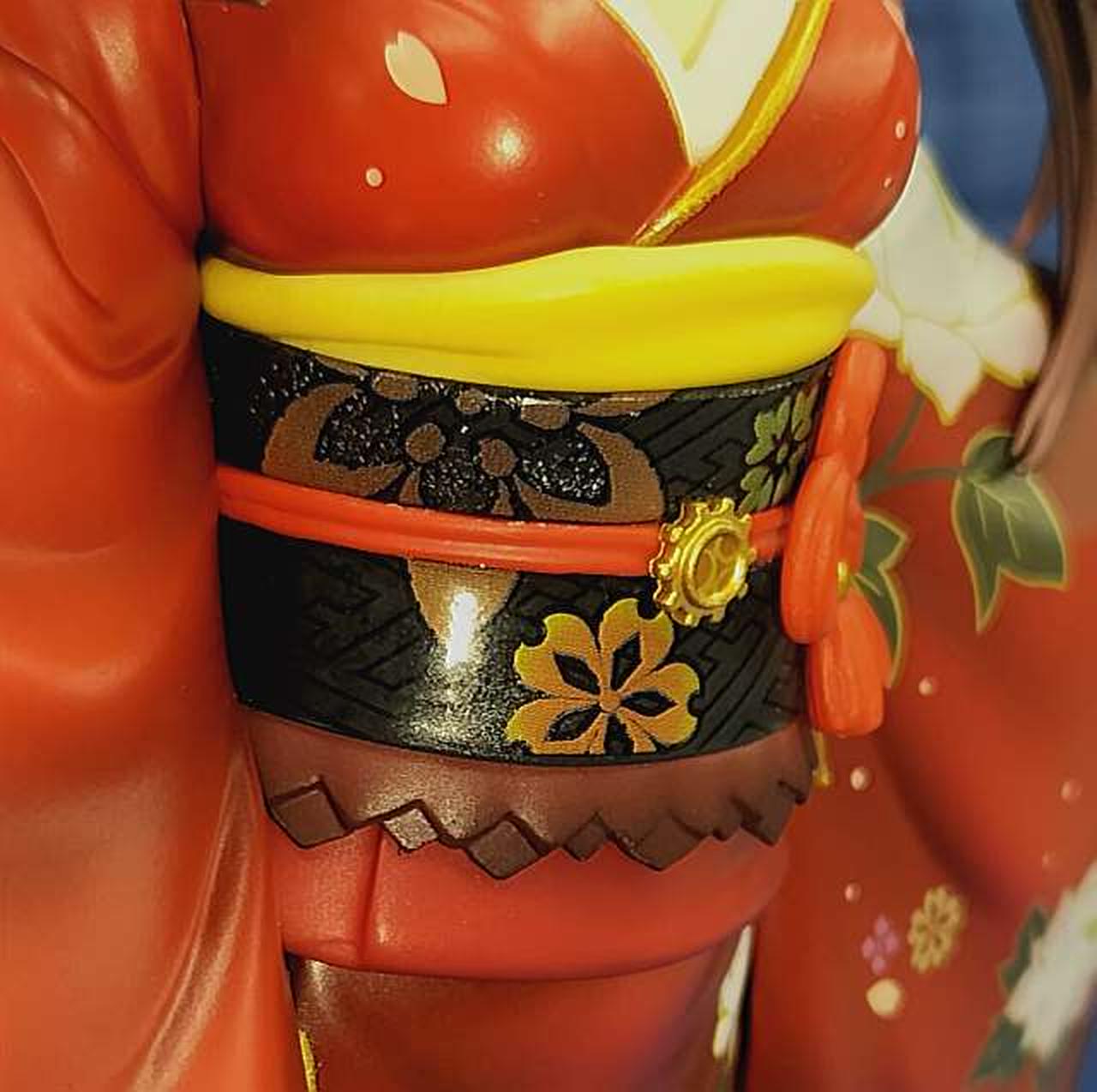 本体テカリあり