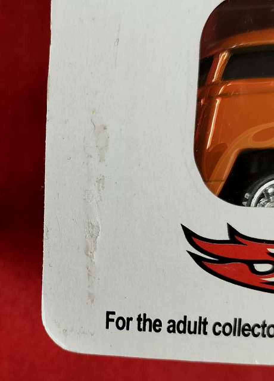 パッケージ傷みあり