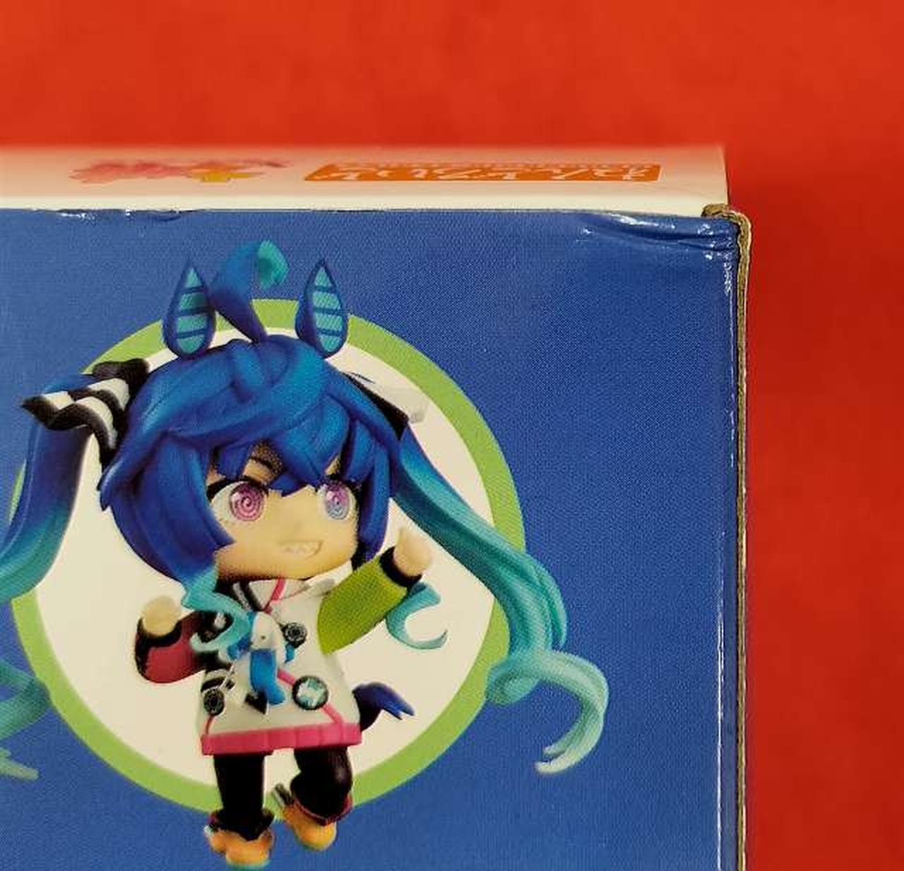 多少の箱傷みあり