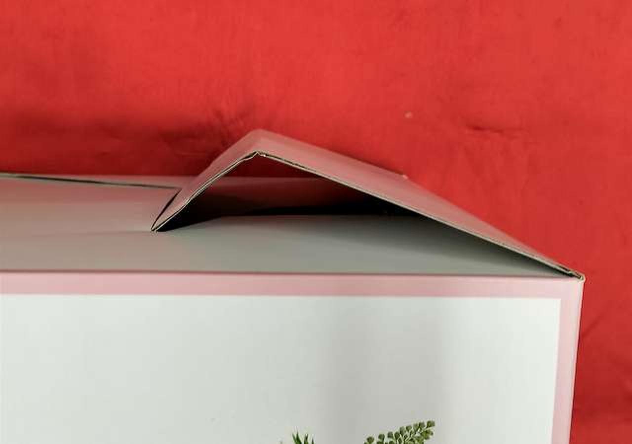 箱傷みあり・底開け跡あり