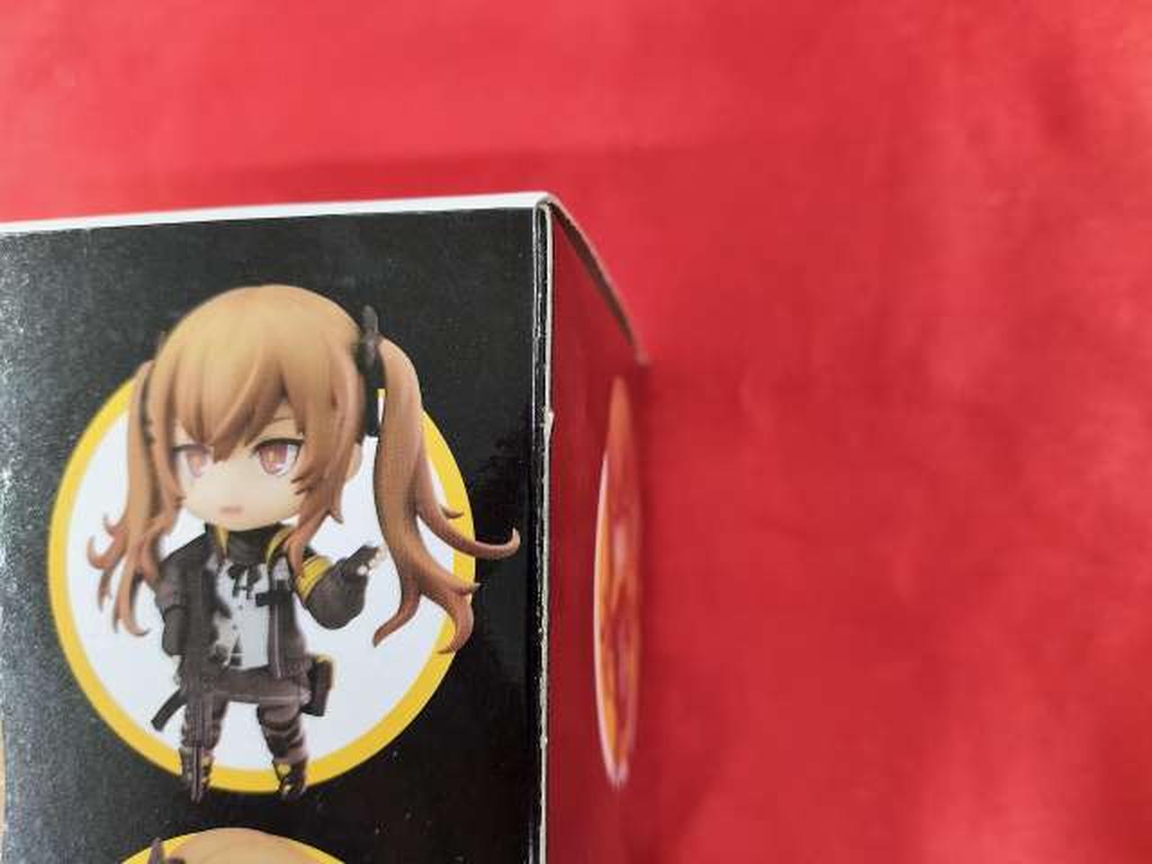 多少の箱傷みあり