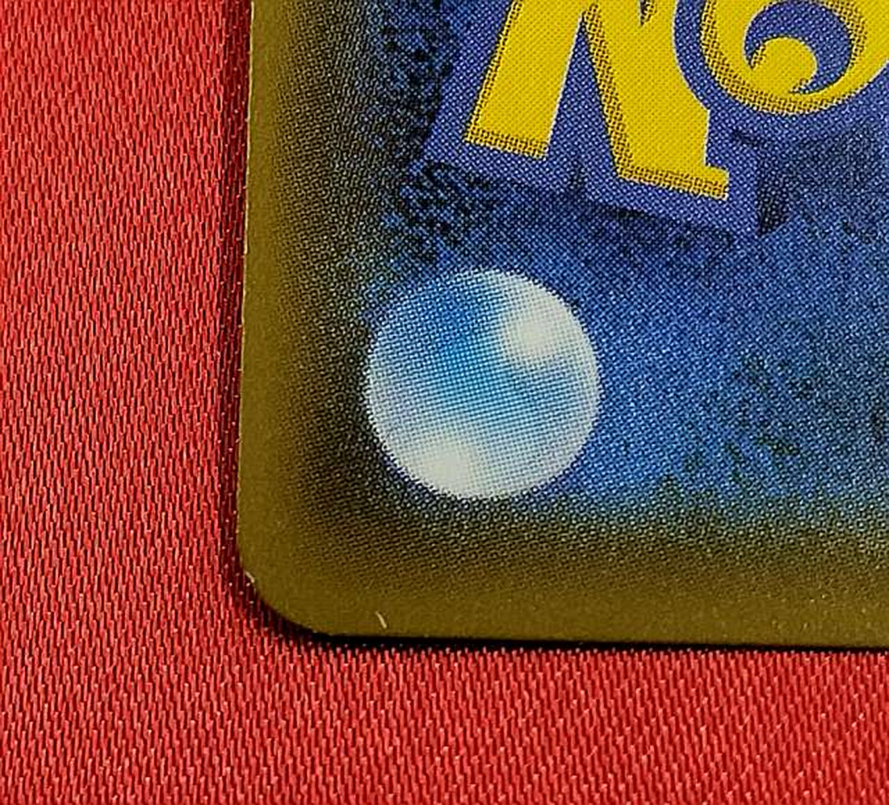 裏面右下白欠けあり