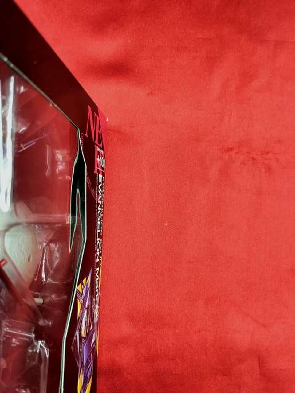 外箱ブリスター剥がれあり