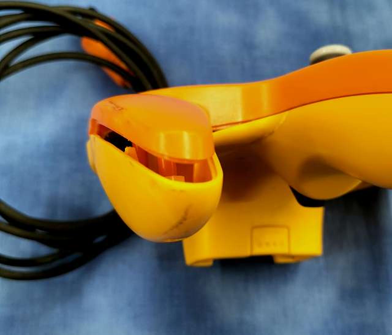 コントローラー破損、動作不可