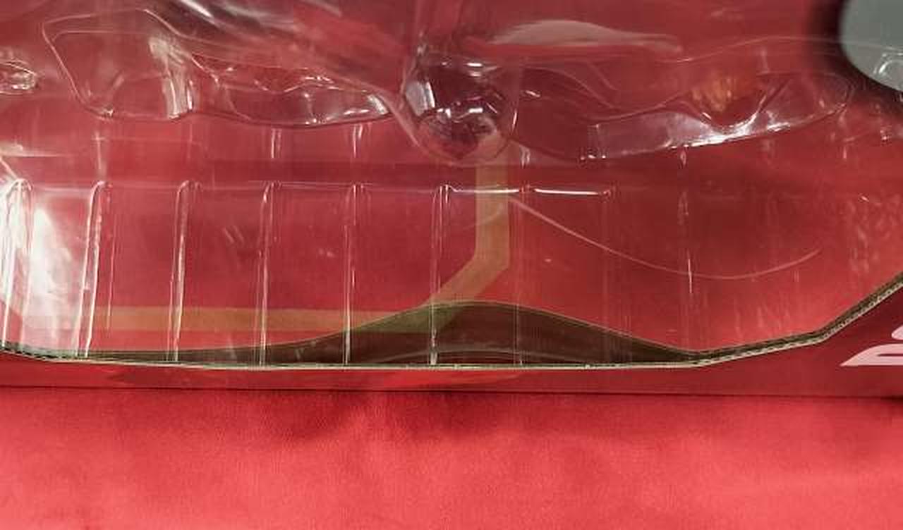 外箱ブリスター外れあり